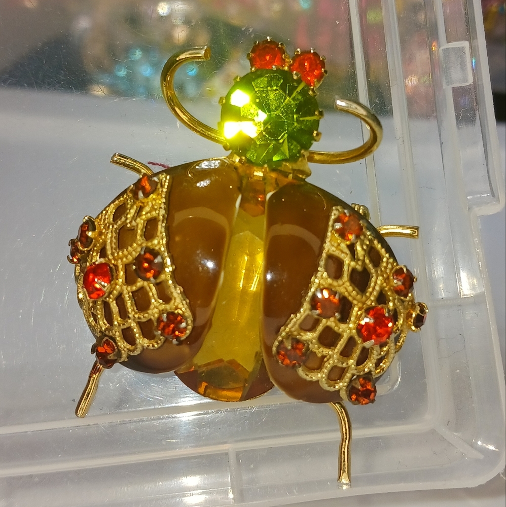 Vintage Insect Beetle Bug Rhinestone Brooch Pin Glass - Picture 2 of 16